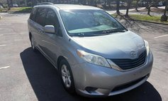 2014 Toyota Sienna LE