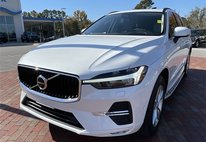 2022 Volvo XC60 B5 Momentum