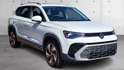 2025 Volkswagen Taos SE 4Motion