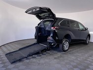 2023 Toyota Sienna LE 8-Passenger