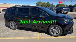 2023 Toyota Sienna Woodland Edition
