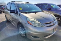2006 Toyota Sienna LE 7 Passenger