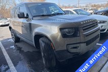 2022 Land Rover Defender 110 X-Dynamic SE