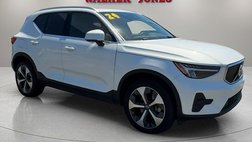 2024 Volvo XC40 B5 Core Bright Theme