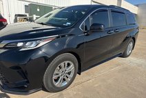 2023 Toyota Sienna XSE 7-Passenger