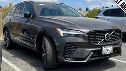 2023 Volvo XC60 B5 Ultimate Dark Theme