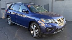 2017 Nissan Pathfinder SV