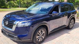 2022 Nissan Pathfinder SV