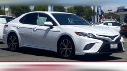 2020 Toyota Camry Hybrid SE