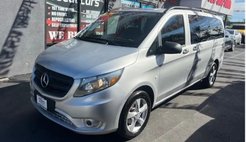 2016 Mercedes-Benz Metris Passenger