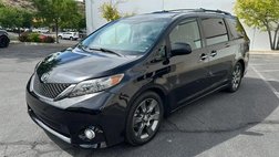 2016 Toyota Sienna SE 8-Passenger