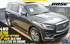 2022 Infiniti QX80 Luxe