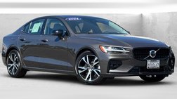2024 Volvo S60 B5 Plus Dark Theme