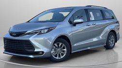 2025 Toyota Sienna XLE
