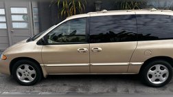 2000 Dodge Grand Caravan ES