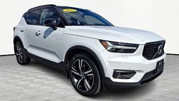 2022 Volvo XC40 T5 R-Design