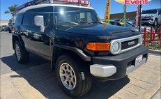 2013 Toyota FJ Cruiser Base