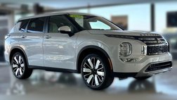 2026 Mitsubishi Outlander LE
