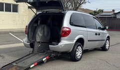 2005 Dodge Grand Caravan SE