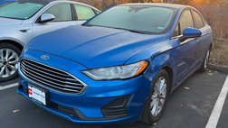 2020 Ford Fusion SE