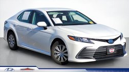 2022 Toyota Camry Hybrid LE