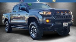 2017 Toyota Tacoma SR5