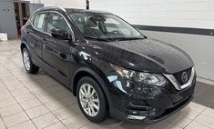 2022 Nissan Rogue Sport SV