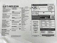 2022 Volvo XC40 T5 R-Design