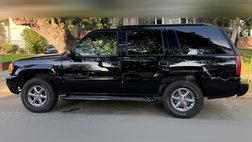 2000 Cadillac Escalade Base