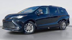 2023 Toyota Sienna XLE