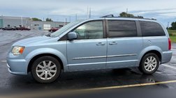 2013 Chrysler Town and Country Touring