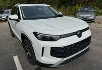 2025 Volkswagen Tiguan SE 4Motion