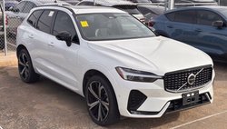 2025 Volvo XC60 B5 Ultra Dark Theme