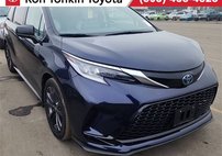 2022 Toyota Sienna XSE