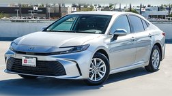 2025 Toyota Camry LE FWD