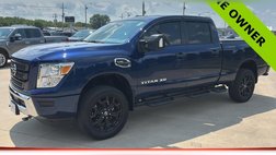 2022 Nissan Titan XD SV