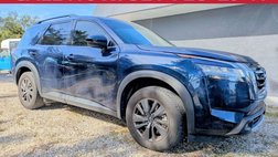 2022 Nissan Pathfinder SV
