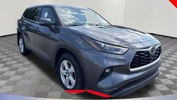 2022 Toyota Highlander LE