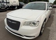 2018 Chrysler 300 Touring