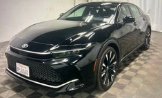 2025 Toyota Crown Platinum