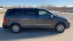 2015 Chrysler Town and Country Limited Platinum