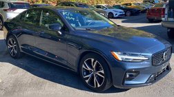 2024 Volvo S60 B5 Plus Dark Theme