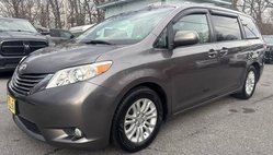 2013 Toyota Sienna XLE 8-Passenger