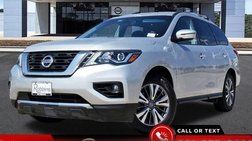 2020 Nissan Pathfinder SV