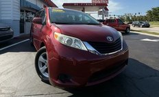 2011 Toyota Sienna LE