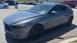 2022 Mazda MAZDA3 Premium