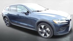 2022 Volvo V60 Cross Country T5