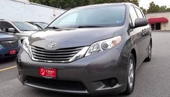 2015 Toyota Sienna LE 8-Passenger