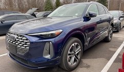 2025 Audi Q5 quattro Premium TFSI