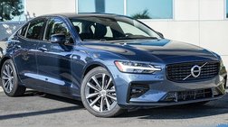 2022 Volvo S60 B5 Momentum